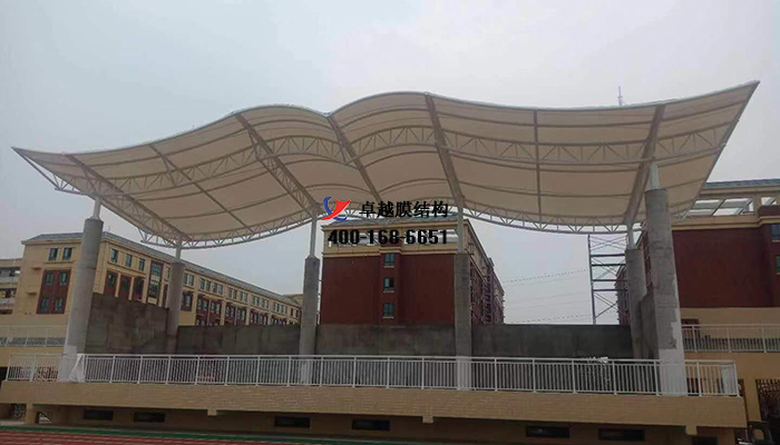 南陽完全學校膜結(jié)構看臺工程
