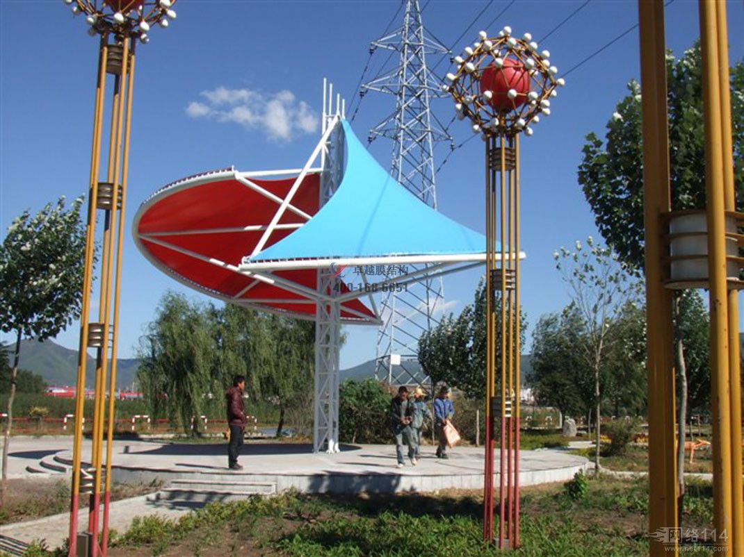 德州<font color='red'>張拉膜結(jié)構(gòu)</font>景觀設計施工【案例圖片】