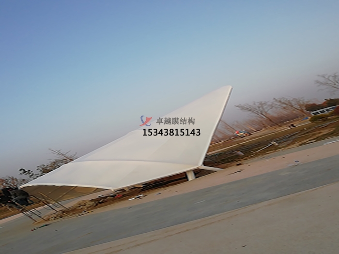 鄭州滎陽(yáng)養(yǎng)生谷膜結(jié)構(gòu)景觀(guān)